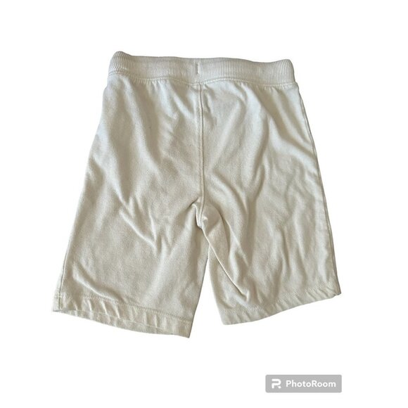 Old Navy Shark with Basketball lounge shorts size 5T - Picture 2 of 3